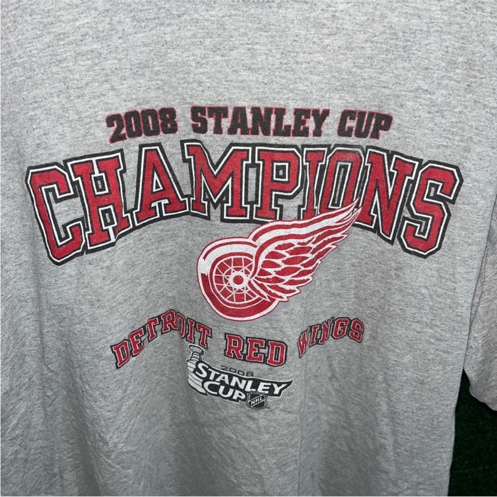 Vintage Y2K Detroit Red Wings Tee